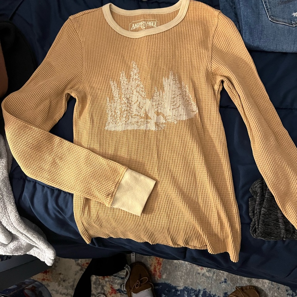 AEO thermal long sleeved t